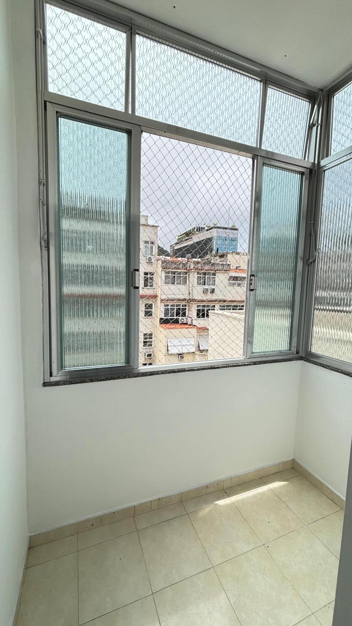 Prox Ao Copacabana Palace Cm 13/1101 Rio de Janeiro